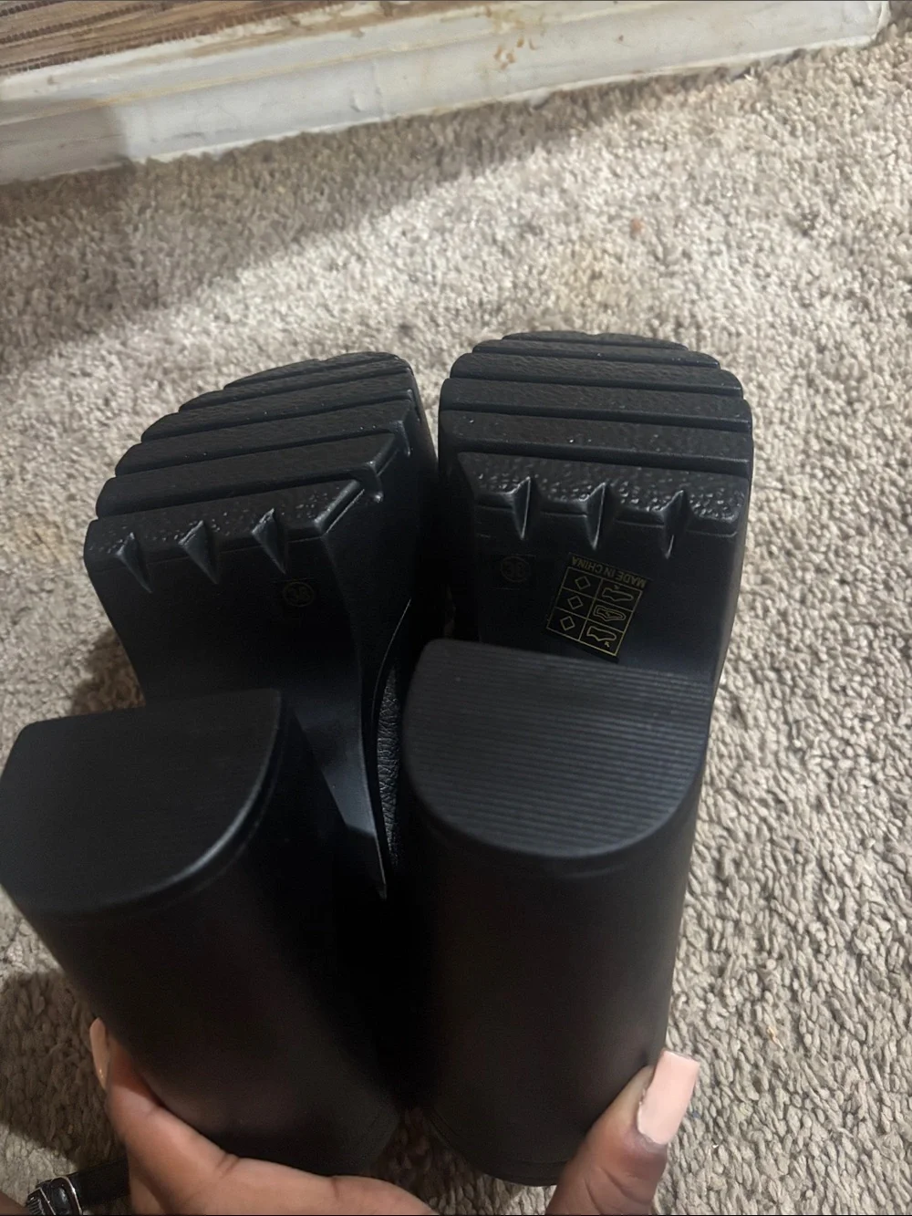 N/A bold black
